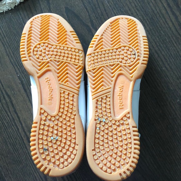 SOLD White Reebok Classics with Gum Sole - Picture 3 of 7